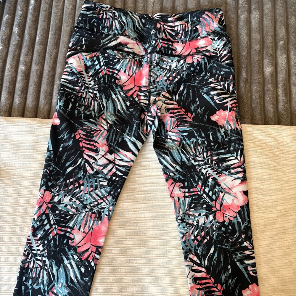 Marika Athletic Crop Tropical Leaf Print Leggings in Black, Teal & Pink - Picture 2 of 5